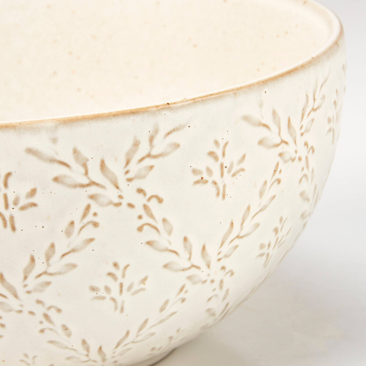 Cottage Vine Serving Bowl