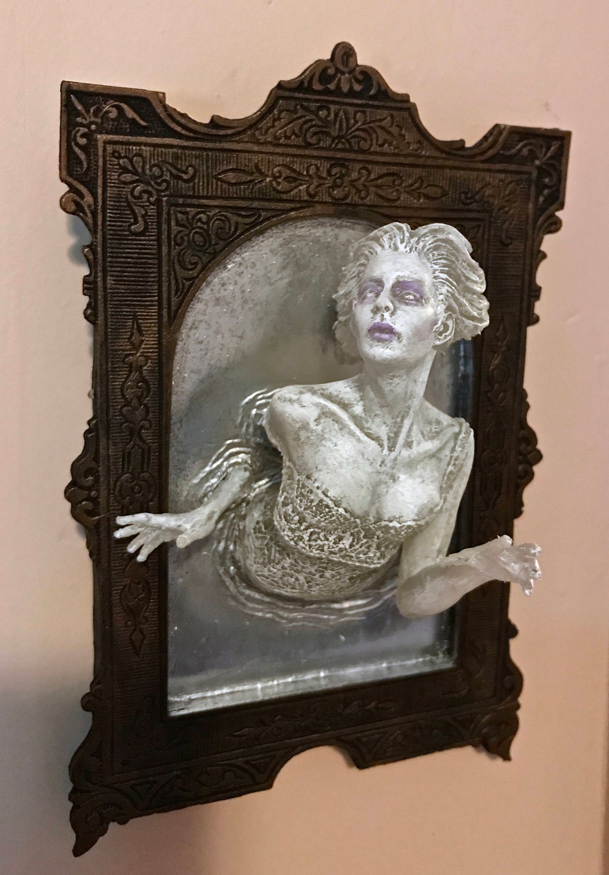 Ghost in the Mirror Wall Plaque, Resin, White Finish | Victorian Gothic Haunted Wall Art | Gift for Halloween and Spooky Home Decor