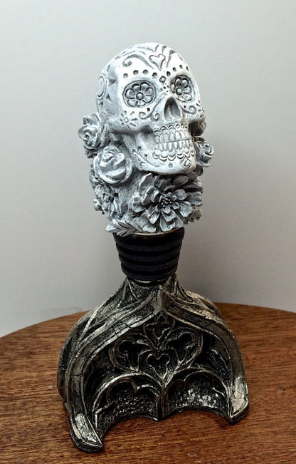 Dia de los Muertos Winestopper, Hand Painted Resin | Gothic Skull Barware, Day of Dead Bottle Stopper |Fantasy Gothic Wine and Barware Gift