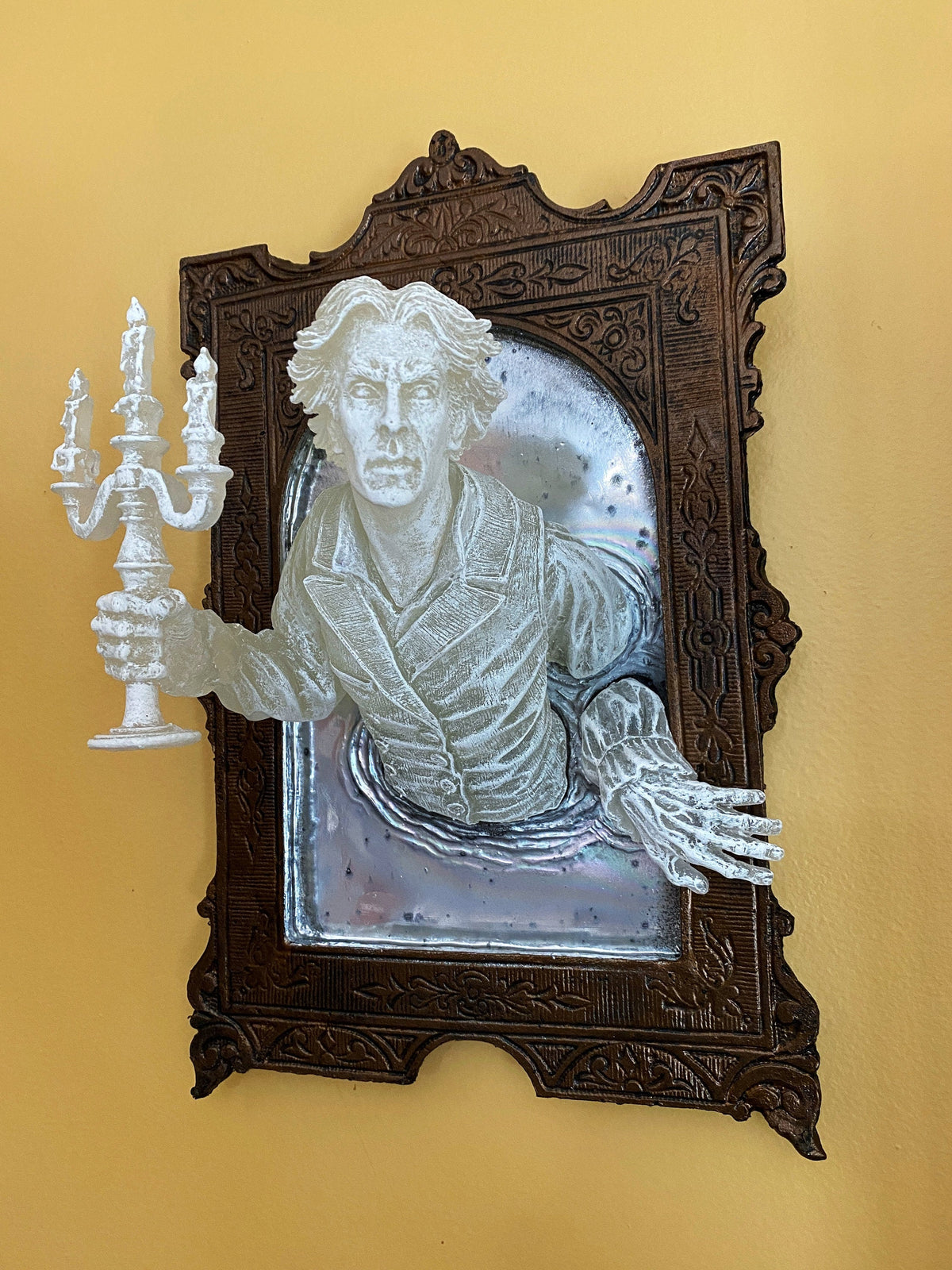 Gentleman Ghost in the Mirror Wall Plaque, Large Version, Resin| Victorian Haunted Gothic Wall Art | for Halloween and Spooky Home Decor