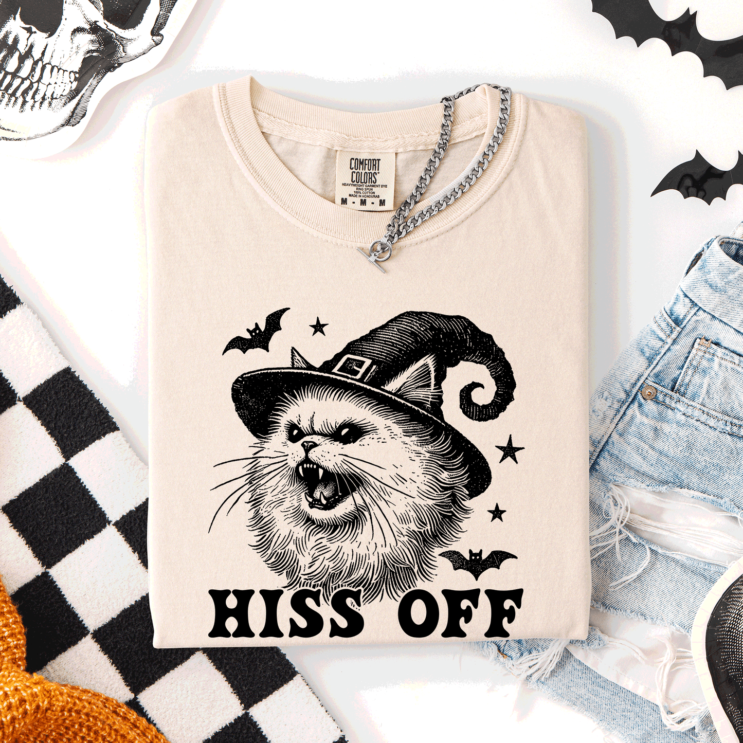 Hiss Off Cat Halloween Witch Funny For Cat Lovers And Halloween Enthusiasts Comfort Colors Tee