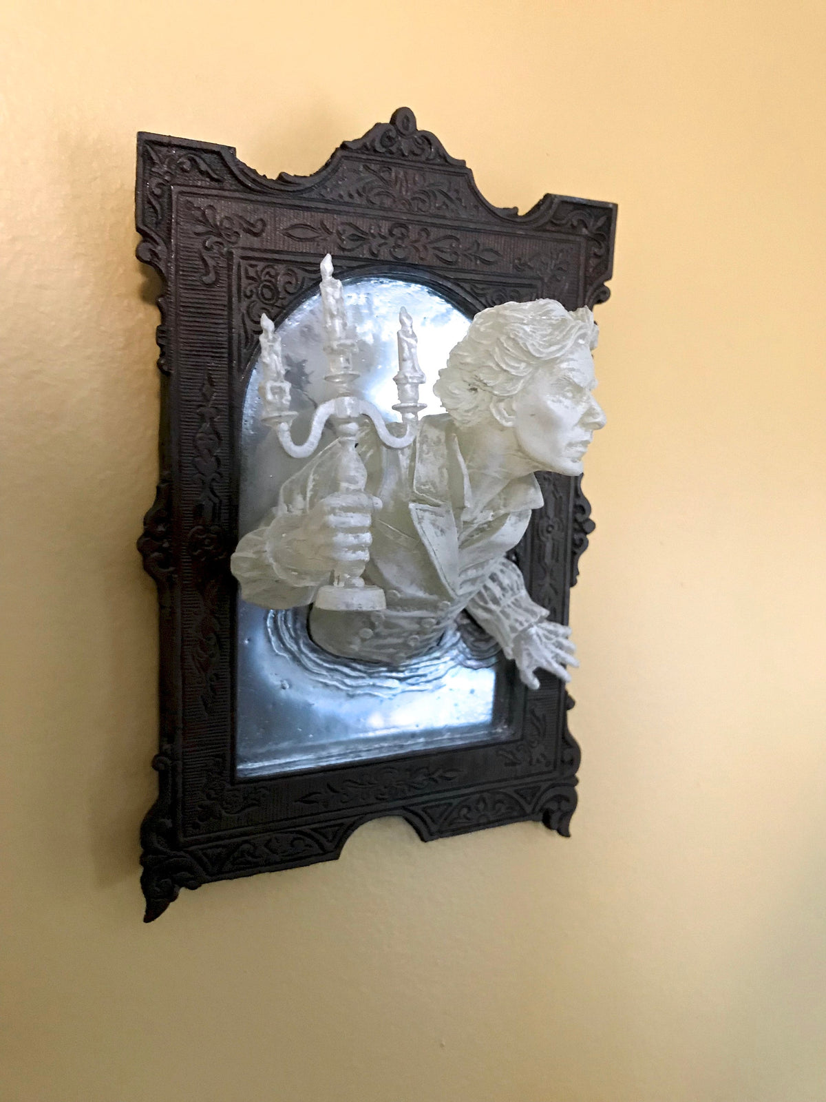 Gentleman Ghost in the Mirror Wall Plaque, Hand Painted Resin | Victorian Gothic Haunted Wall Art | for Halloween and Spooky Home Decor